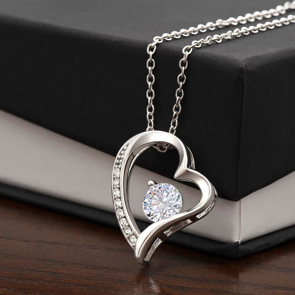 Collar Corazón Eterno